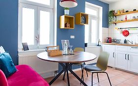 Industriecharme Apartment - Nespresso, Netflix, Wifi, Zentral, Messe